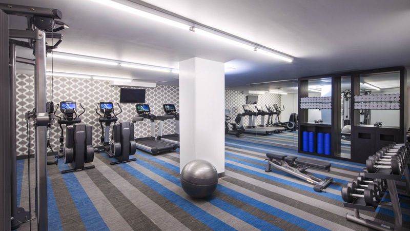 Aloft Long Island City-Manhattan View - Aktivite