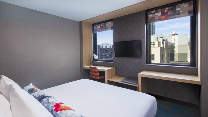 Aloft Long Island City-Manhattan View - Oda