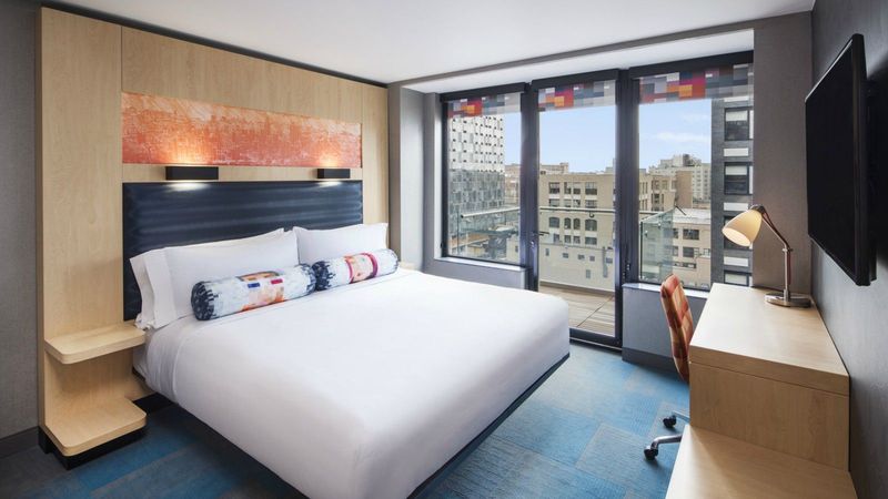 Aloft Long Island City-Manhattan View - Oda