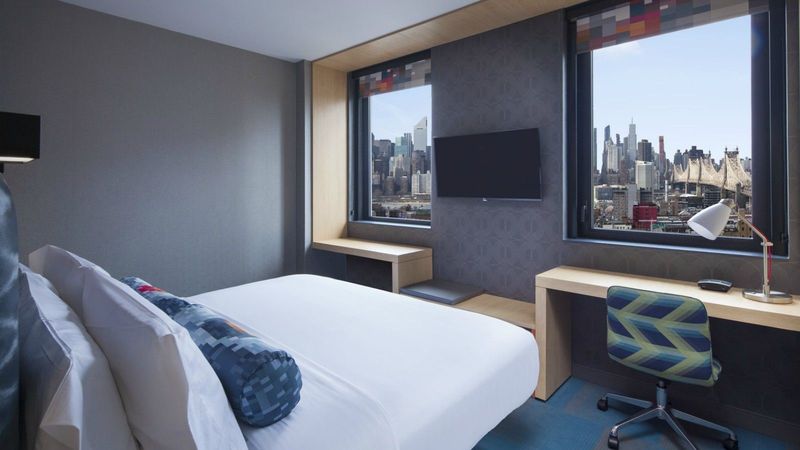 Aloft Long Island City-Manhattan View - Oda