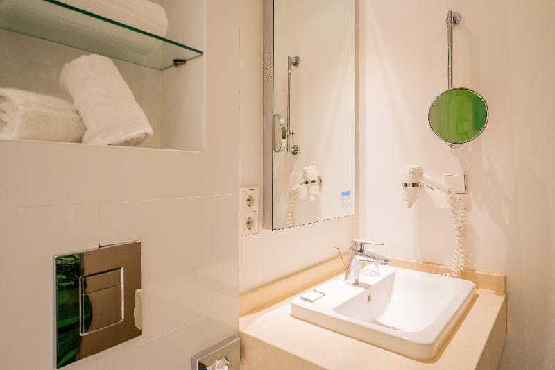 Homaris West Side - Self-Check In - Oda