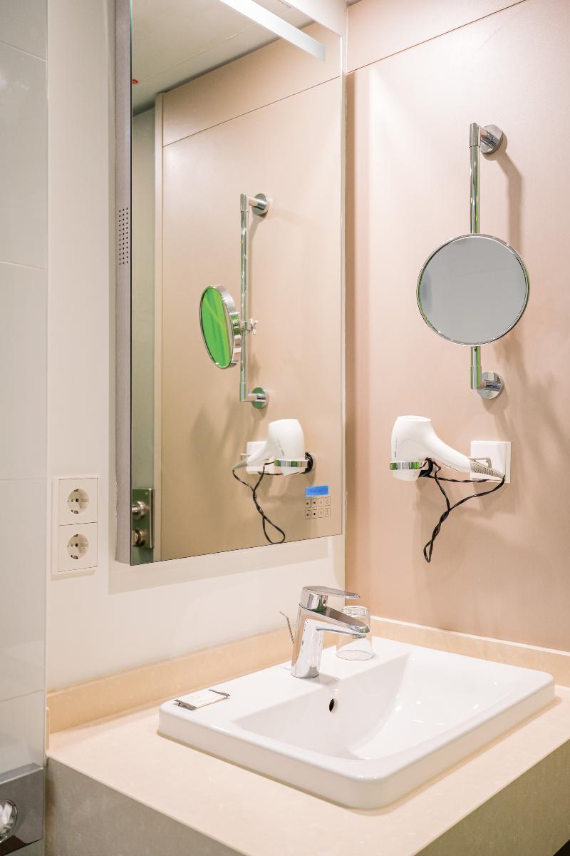 Homaris West Side - Self-Check In - Oda