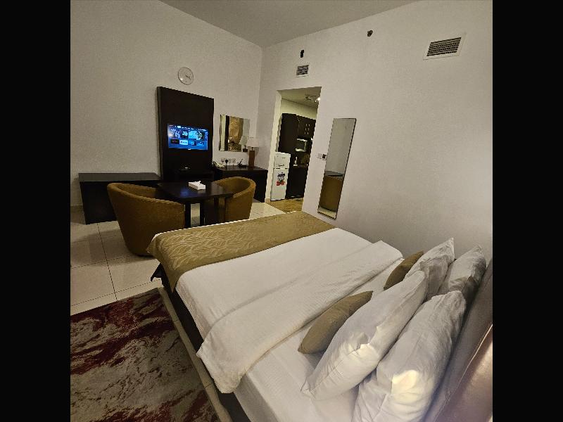 Tulip Creek Hotel Apartment - Oda
