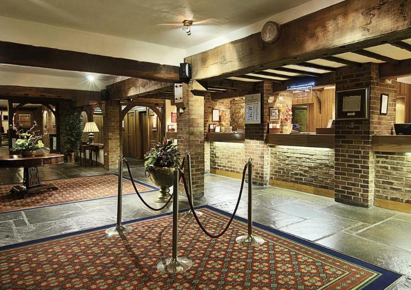 Copthorne London Gatwick - Lobi