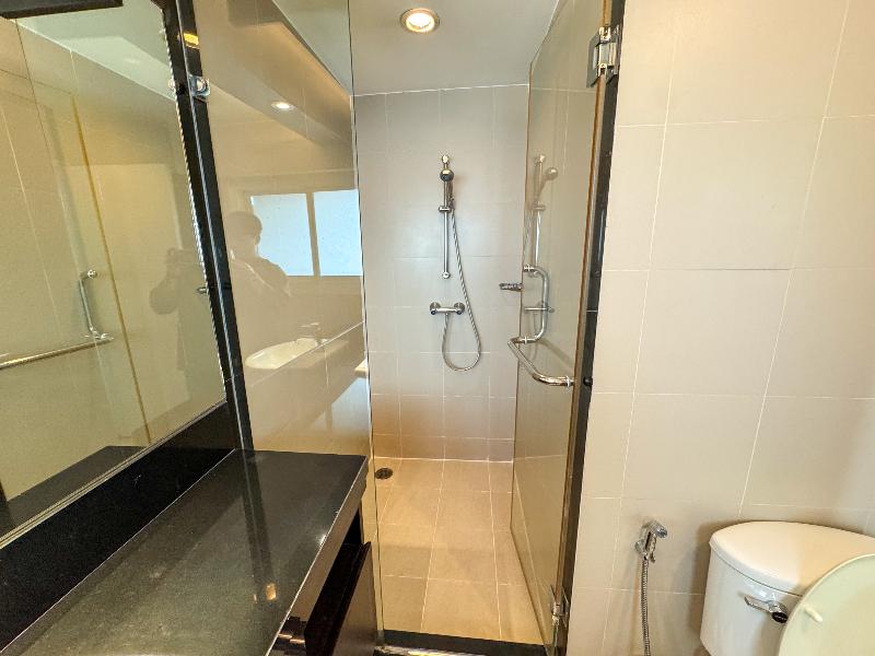 The Narathiwas Hotel & Residence Sathorn Bangkok - Oda