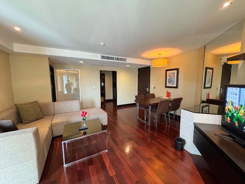 The Narathiwas Hotel & Residence Sathorn Bangkok - Oda