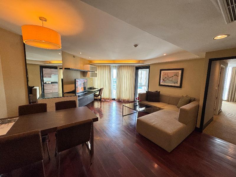 The Narathiwas Hotel & Residence Sathorn Bangkok - Oda