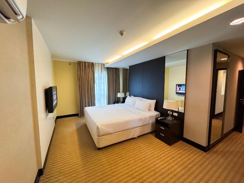 The Narathiwas Hotel & Residence Sathorn Bangkok - Oda