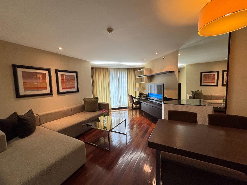 The Narathiwas Hotel & Residence Sathorn Bangkok - Oda