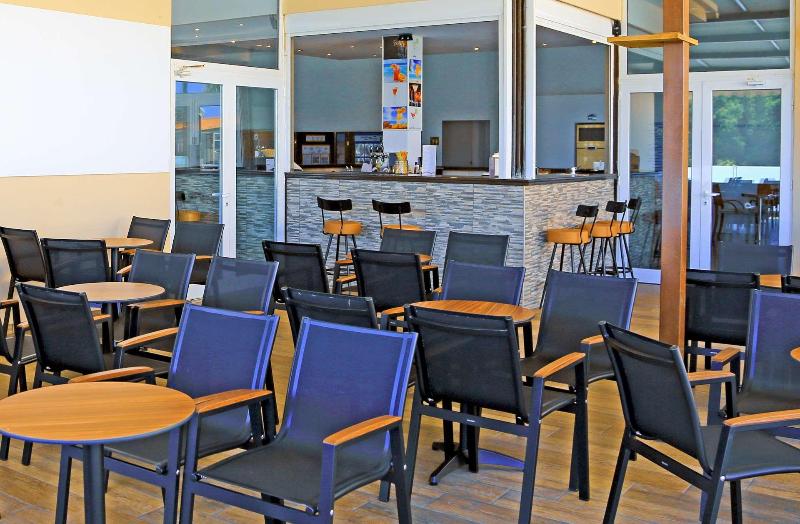 White Olive Marine Aquapark - Bar