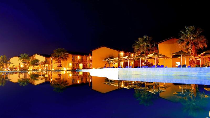White Olive Marine Aquapark - Havuz