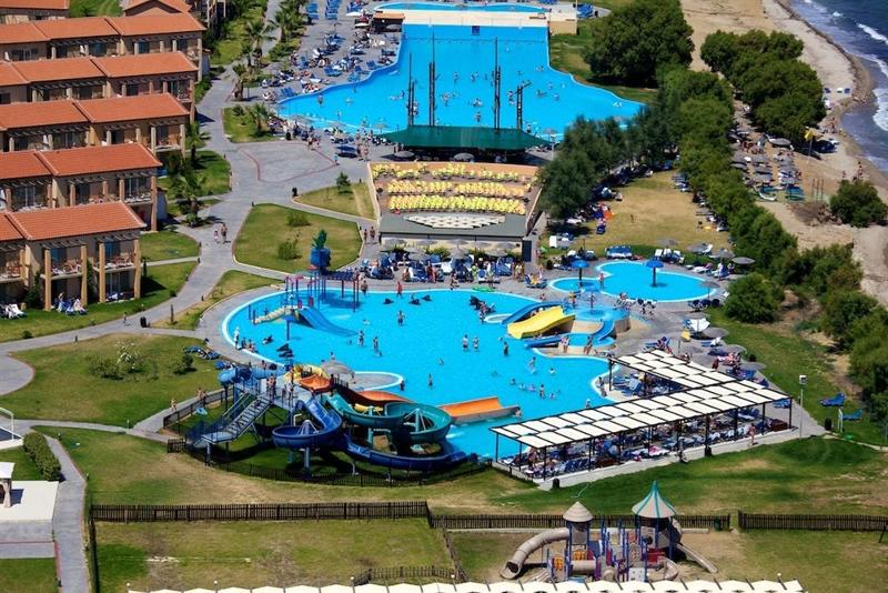 White Olive Marine Aquapark - Havuz