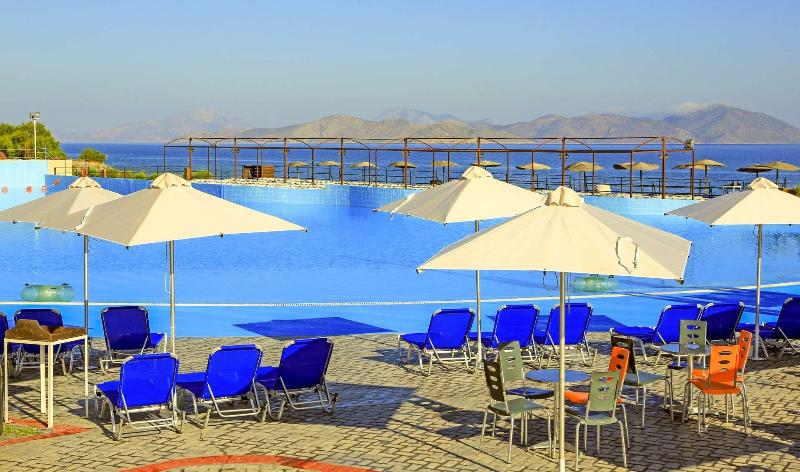 White Olive Marine Aquapark - Havuz