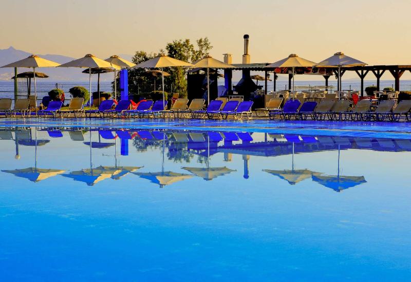 White Olive Marine Aquapark - Havuz