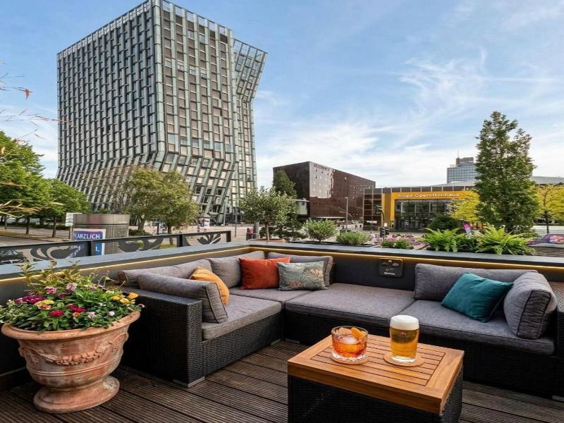 Hotel North - Genel