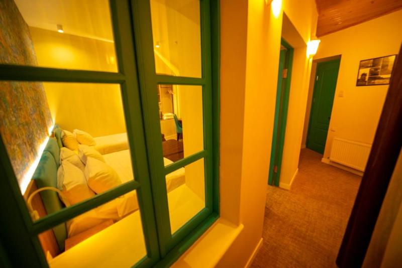 City Inn Tbilisi Hotel - Oda