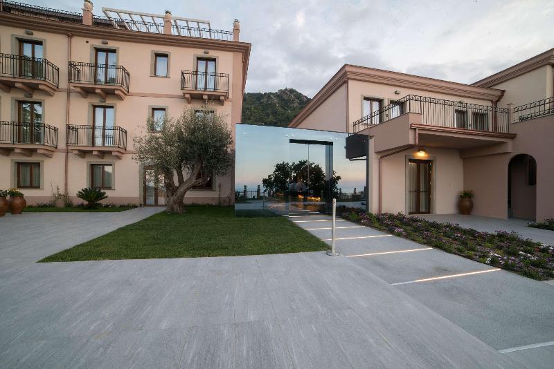 Best Western Plus Hotel Terre di Eolo - Genel