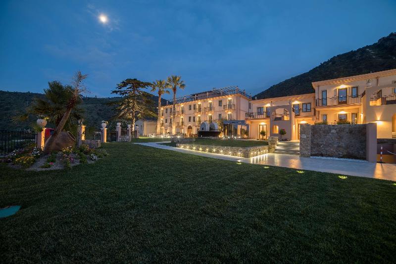 Best Western Plus Hotel Terre di Eolo - Genel