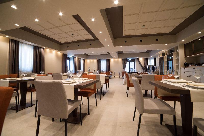 Best Western Plus Hotel Terre di Eolo - Restoran
