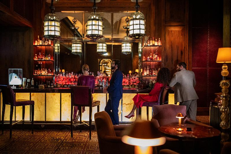Four Seasons Resort Dubai at Jumeirah Beach - Bar