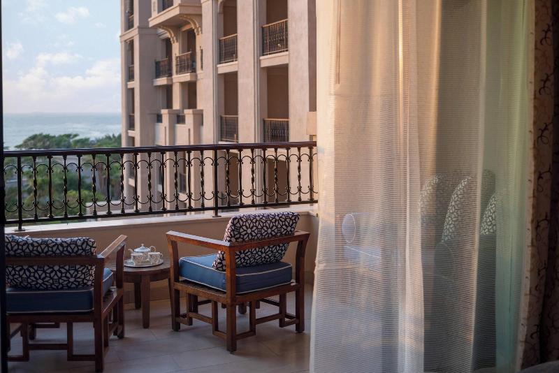 Four Seasons Resort Dubai at Jumeirah Beach - Genel
