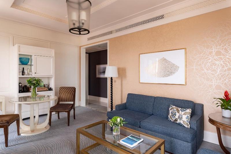Four Seasons Resort Dubai at Jumeirah Beach - Oda