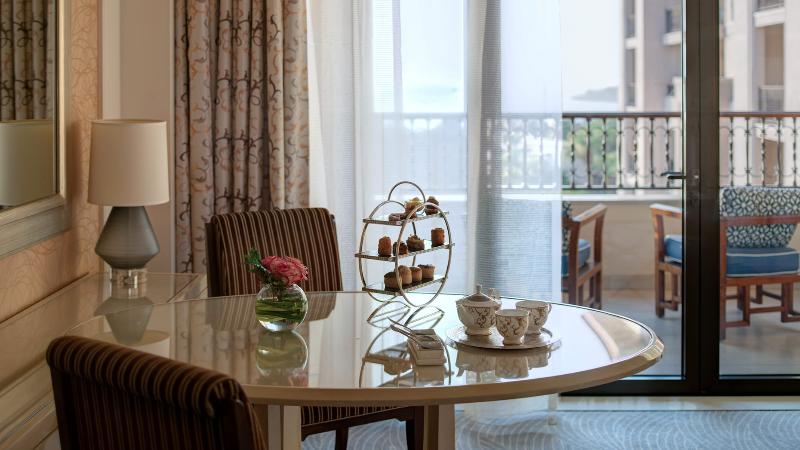 Four Seasons Resort Dubai at Jumeirah Beach - Oda