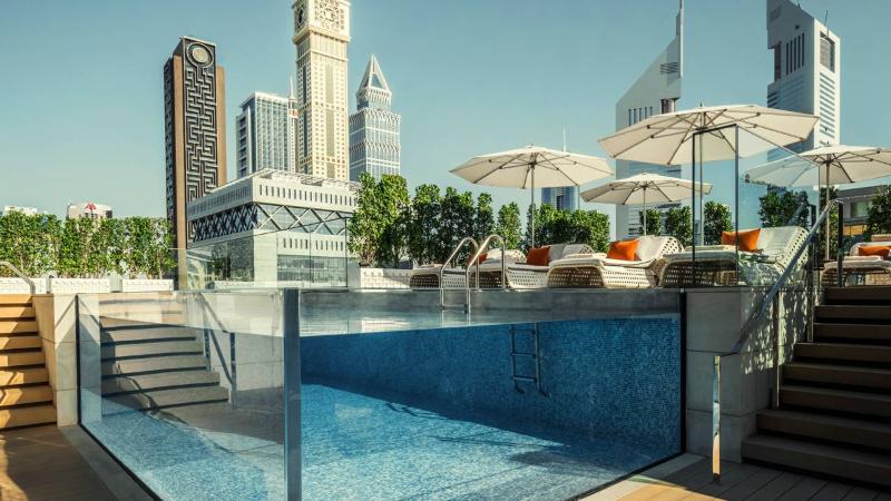 Four Seasons Hotel Dubai International Finance Cen - Havuz