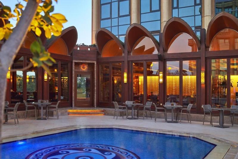 Four Seasons Hotel Cairo at The First Residence - Teras