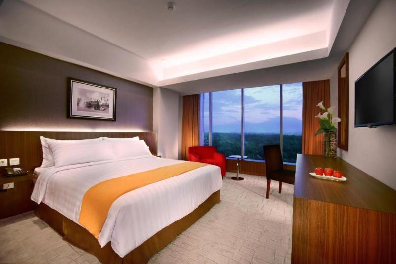 Aston Madiun Hotel & Conference Center - Oda