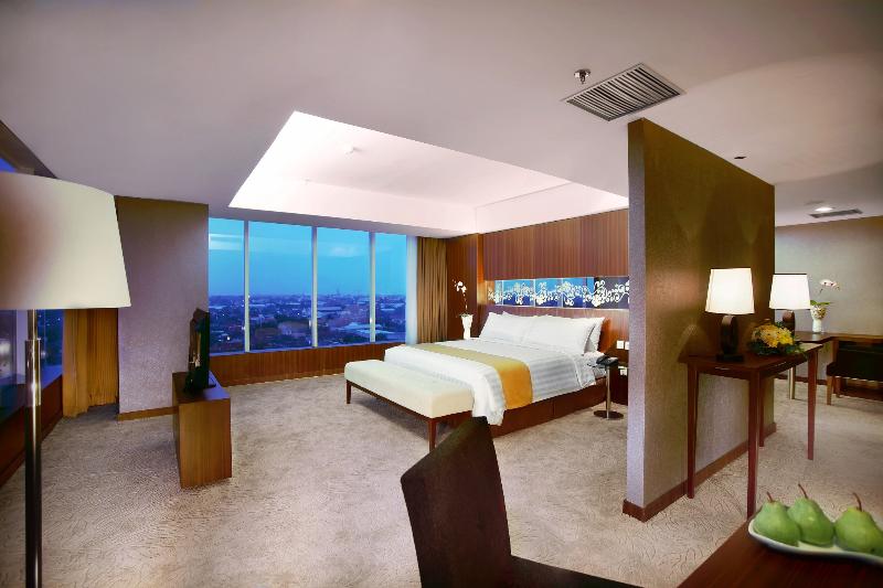 Aston Madiun Hotel & Conference Center - Oda