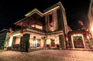Transera Kamini Legian Hotel fotoÄŸrafÄ±