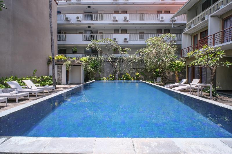 Transera Kamini Legian Hotel - Oda