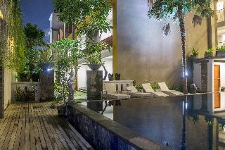 Transera Kamini Legian Hotel fotoÄŸrafÄ±