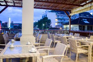 Transera Kamini Legian Hotel fotoÄŸrafÄ±