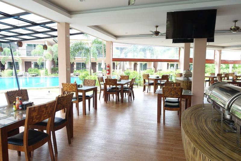 Chivatara Resort & Spa Bang Tao Beach Phuket - Restoran