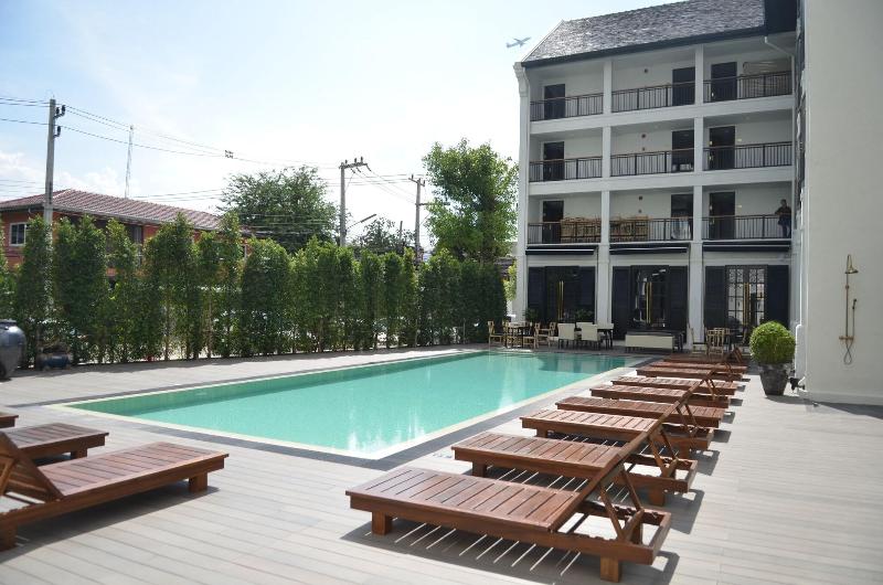 Buri Siri Hotel - Havuz