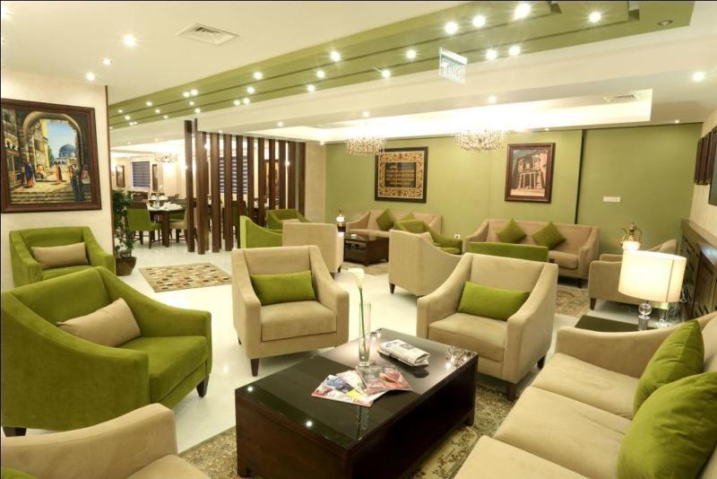 City Rose Hotel Suites - Lobi