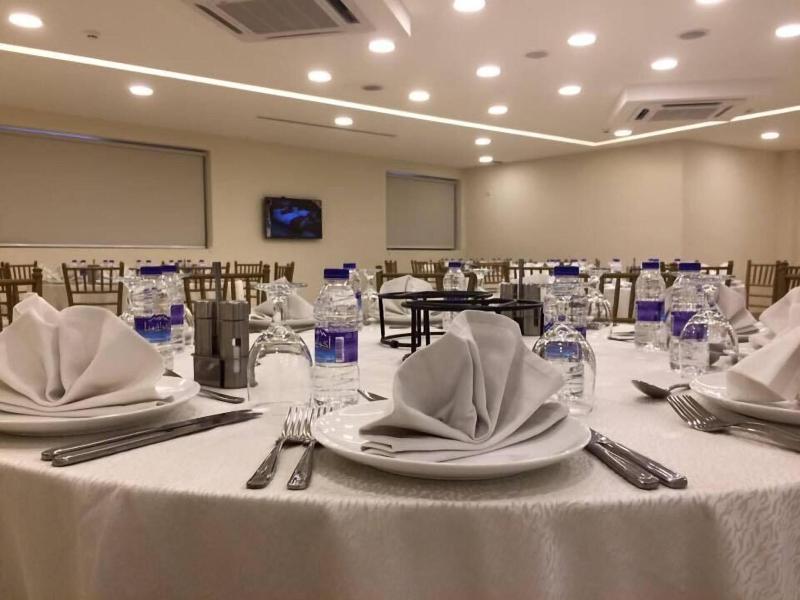 City Rose Hotel Suites - Toplantı