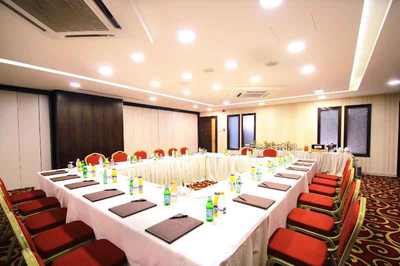City Rose Hotel Suites - Toplantı