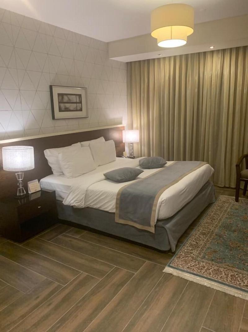 City Rose Hotel Suites - Oda