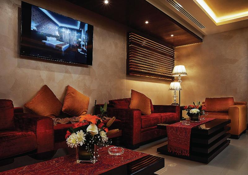 Seven Roses Hotel - Lobi