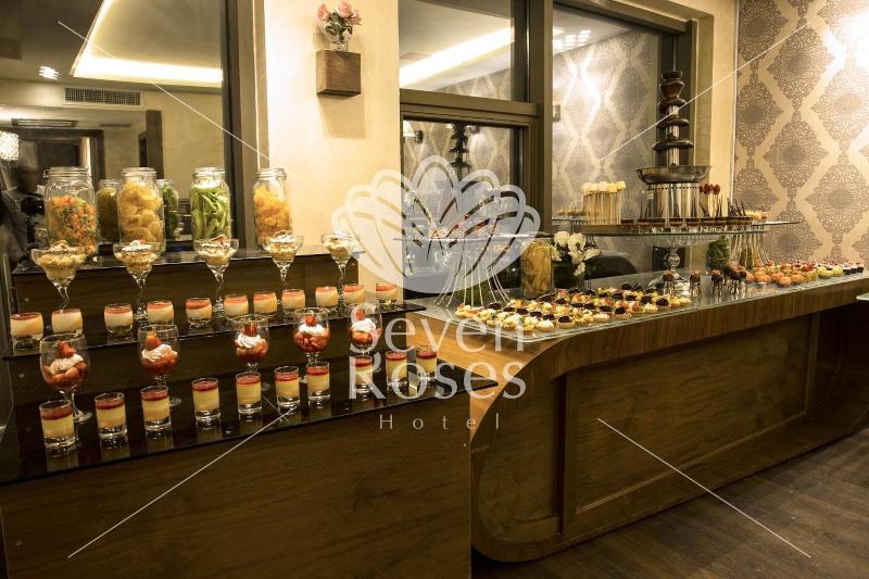Seven Roses Hotel - Restoran