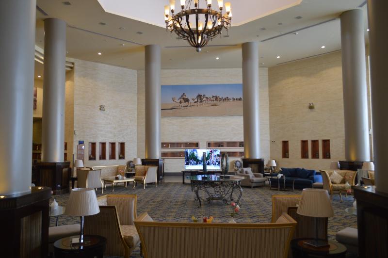 Golden Tulip Hail - Lobi