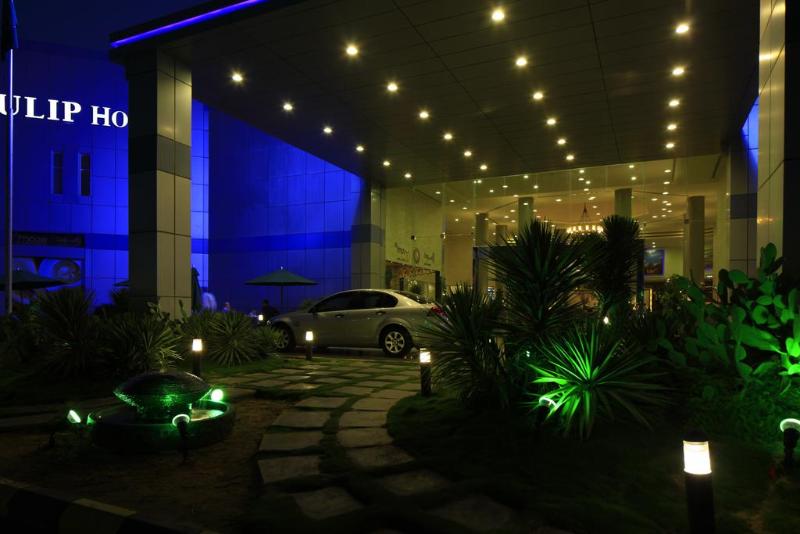 Golden Tulip Hail - Genel