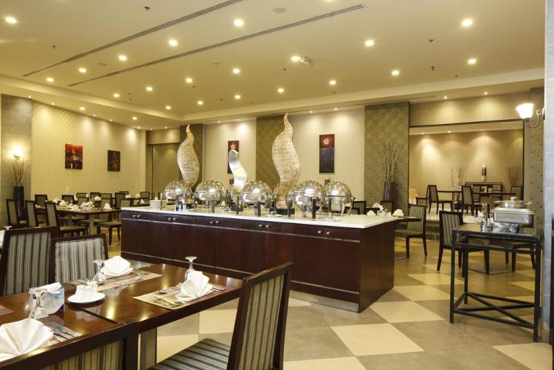 Golden Tulip Hail - Restoran