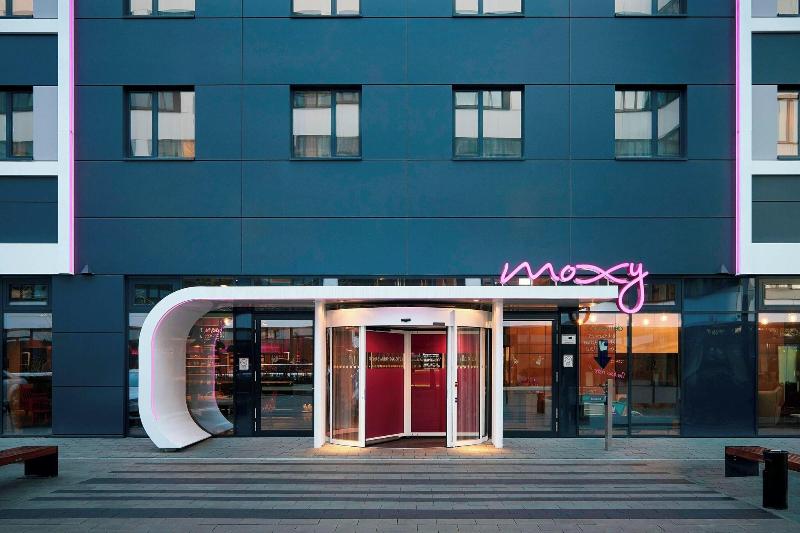 Moxy Frankfurt Eschborn - Genel