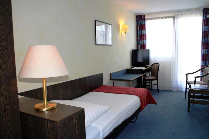 Eurotel Victoria - Genel