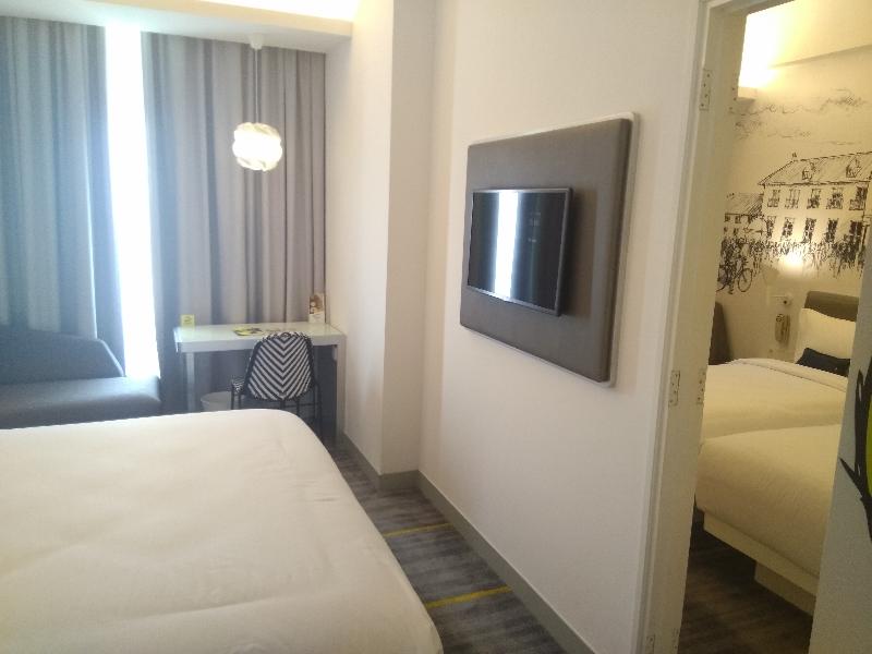 Yello Hotel Harmoni - Oda