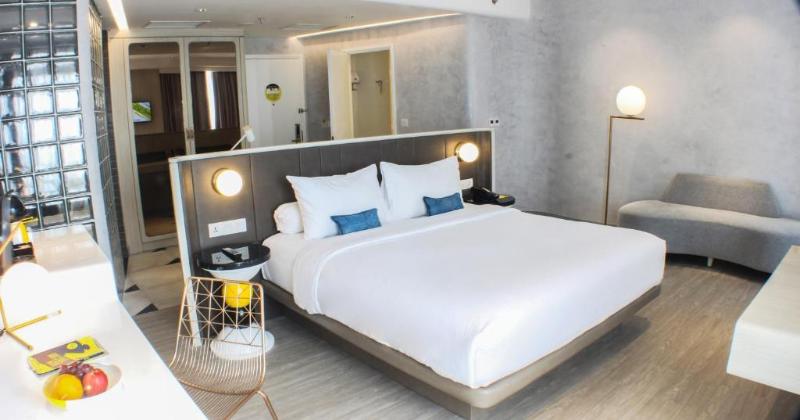 Yello Hotel Harmoni - Oda
